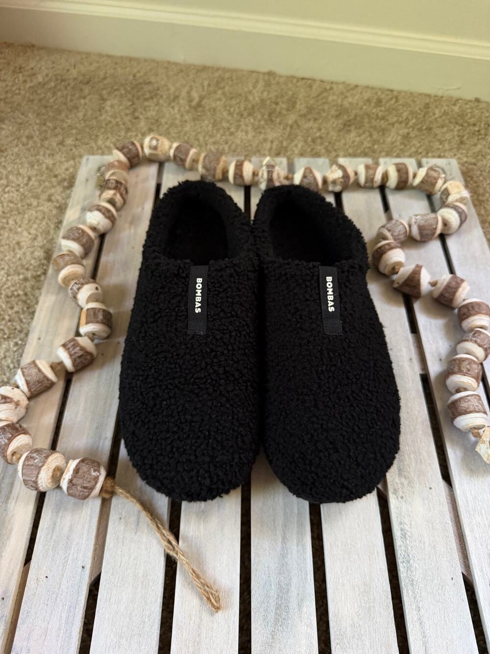 Bombas Sunday Black Fleece Sherpa Slippers